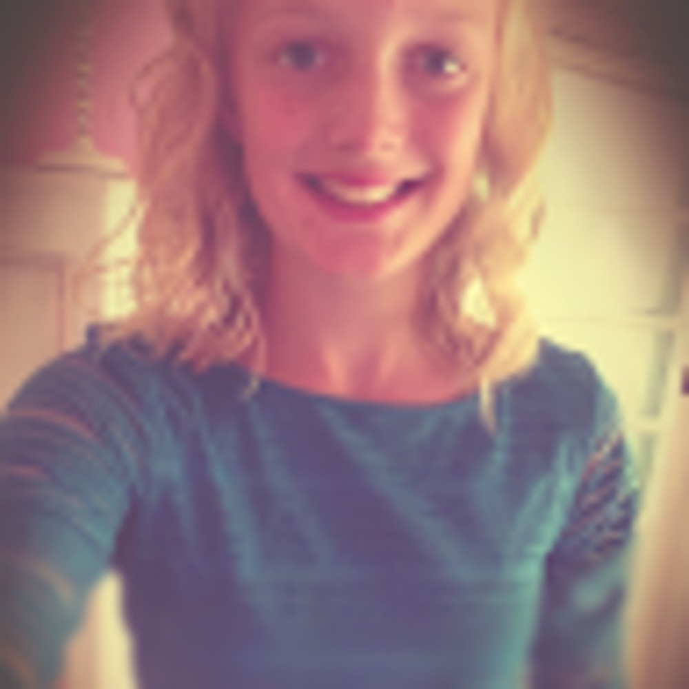 Meet your Posher, Eva